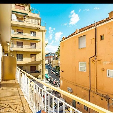 Casa Girasole 1 Apartment Sanremo Bagian luar foto