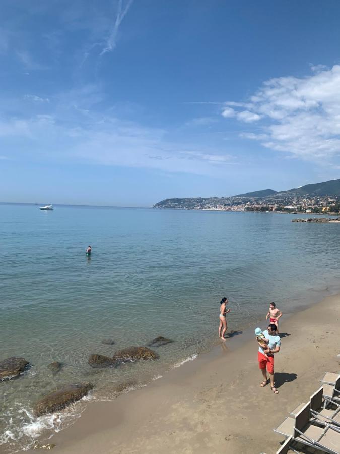 Casa Girasole 1 Apartment Sanremo Bagian luar foto