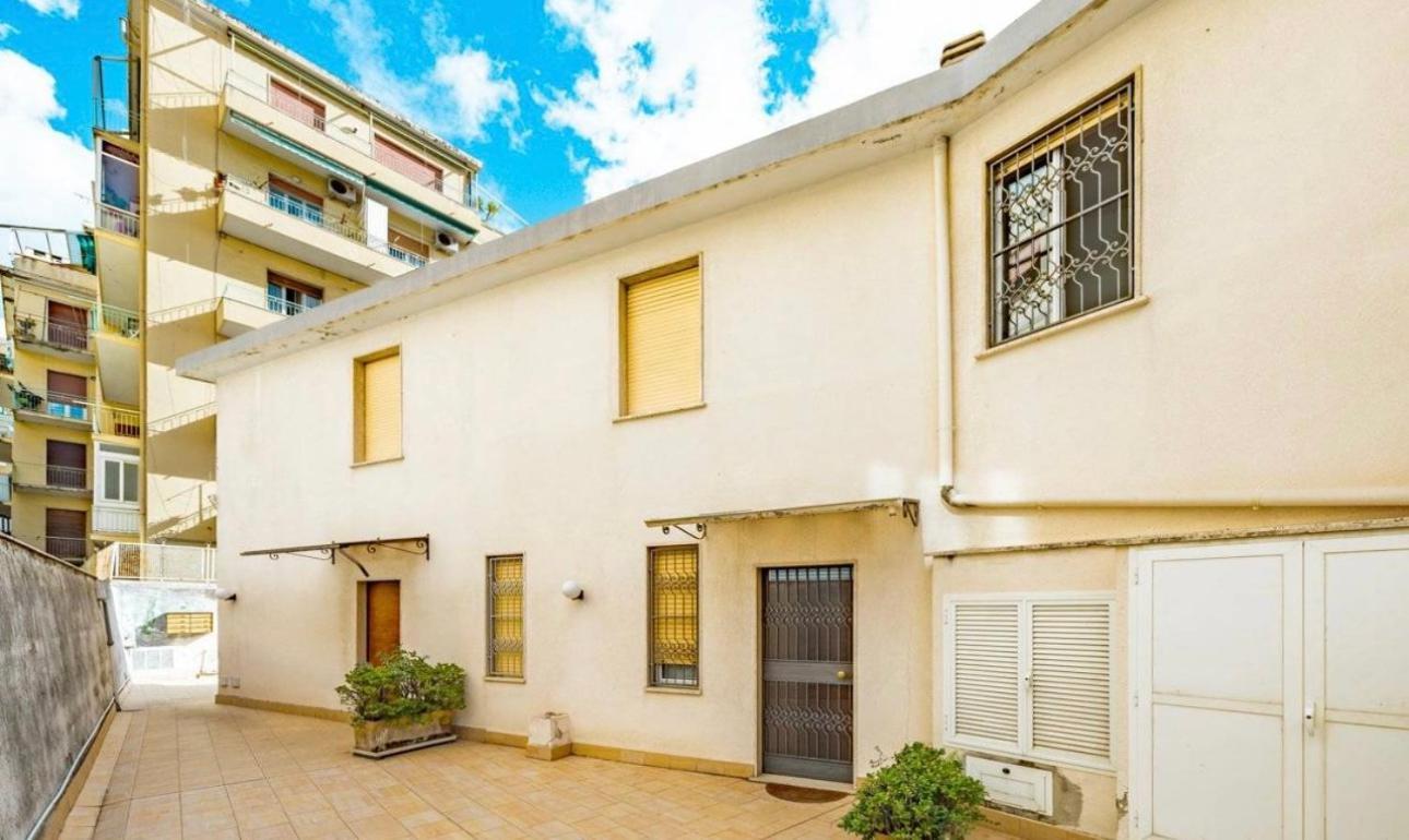Casa Girasole 1 Apartment Sanremo Bagian luar foto