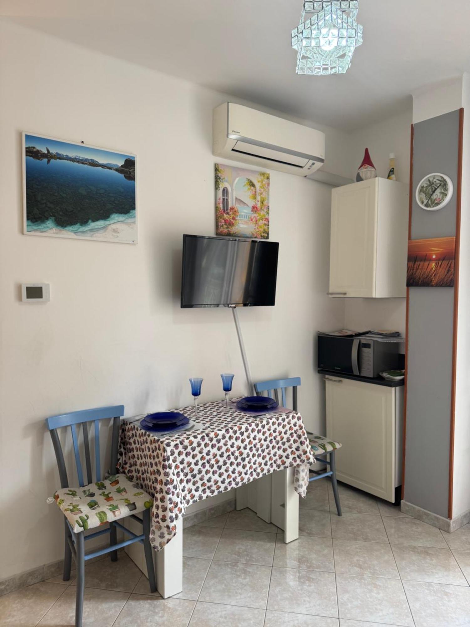 Casa Girasole 1 Apartment Sanremo Bagian luar foto